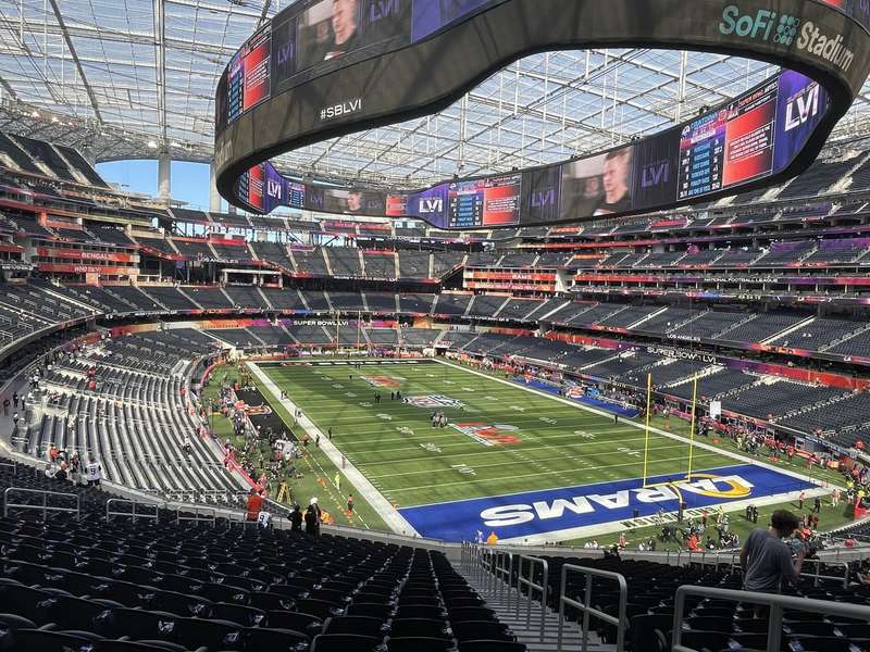 Infinity Screen with Super Bowl LVI graphics