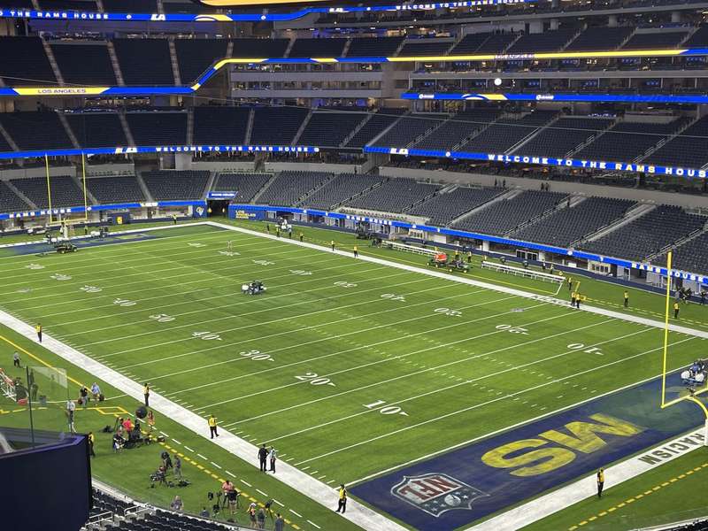 Empty field Welcome to the Rams House